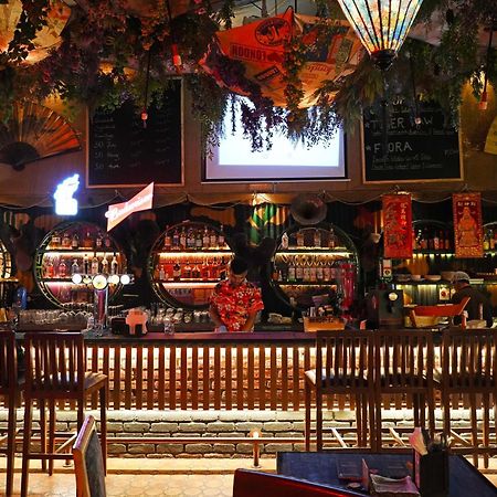 Hotel Peninsula Redpine Mumbai Ngoại thất bức ảnh
