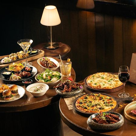 Hotel Peninsula Redpine Mumbai Ngoại thất bức ảnh