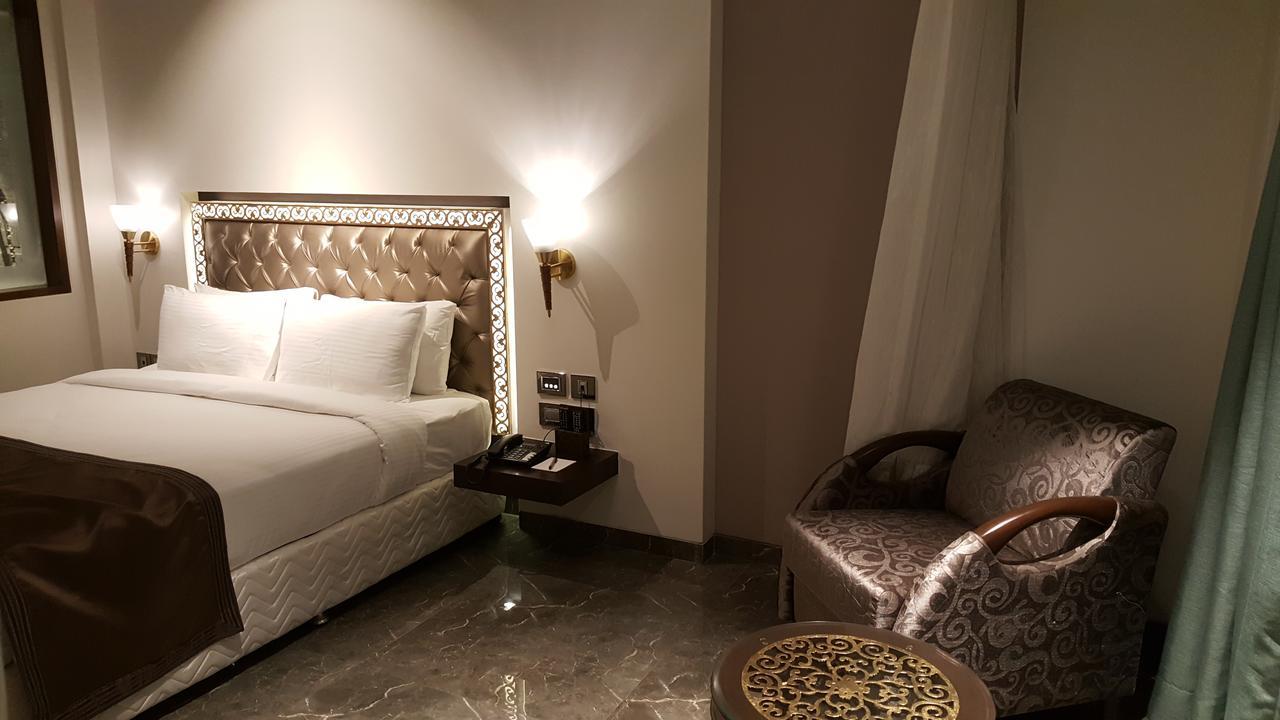 Hotel Peninsula Redpine Mumbai Ngoại thất bức ảnh