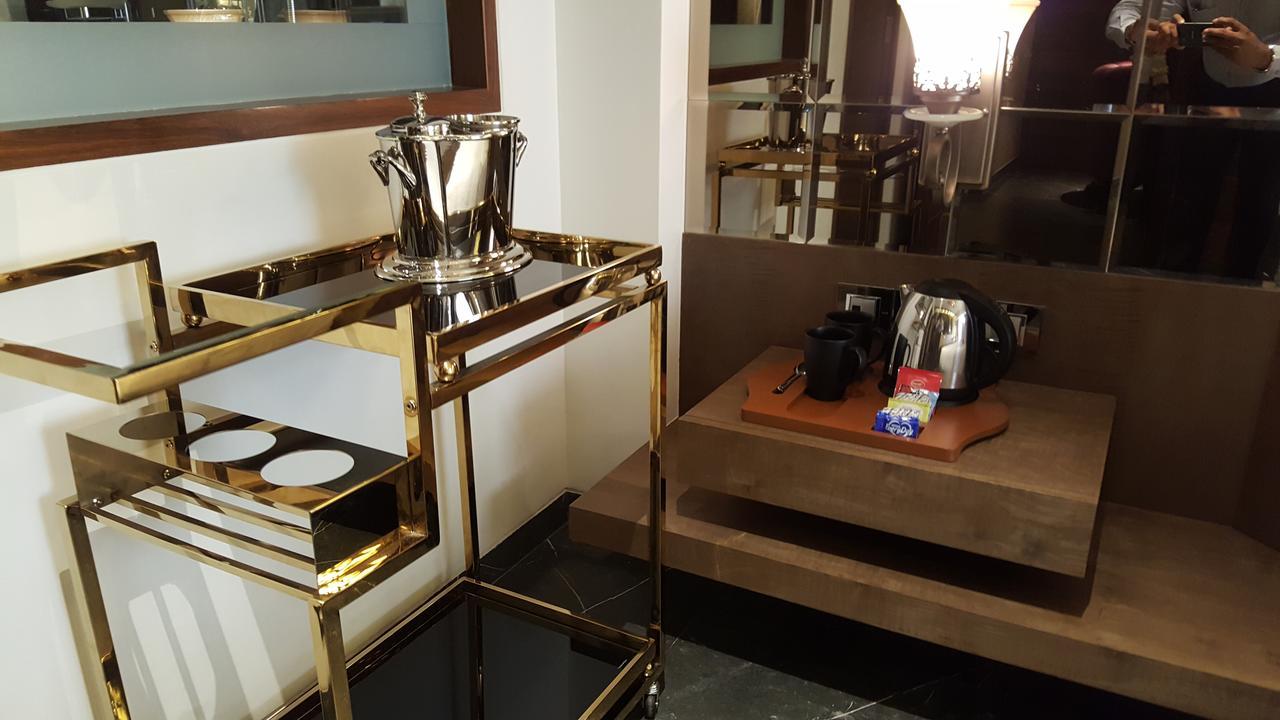 Hotel Peninsula Redpine Mumbai Ngoại thất bức ảnh