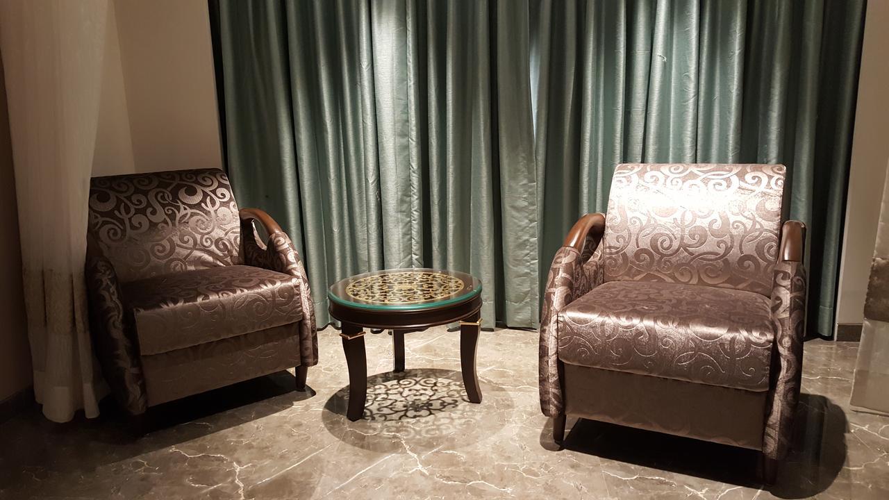 Hotel Peninsula Redpine Mumbai Ngoại thất bức ảnh